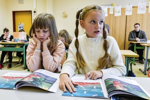 Lehrerverband fordert mehr Hilfe für Schulen bei der Integration ukrainischer Kinder