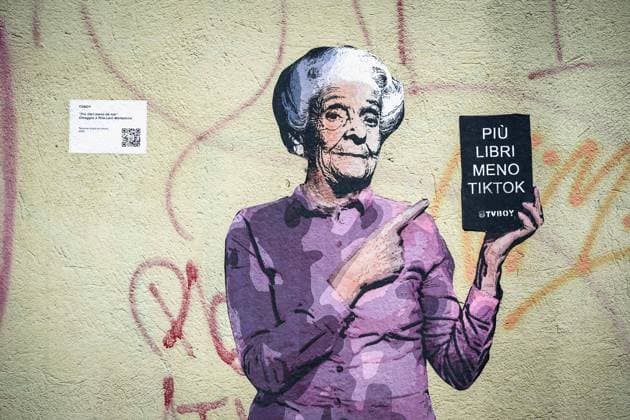 IMAGO History, Rita Levi-Montalcini, Nobelpreis Medizin für Entdeckung des Nervenwachstumsfaktors 1986