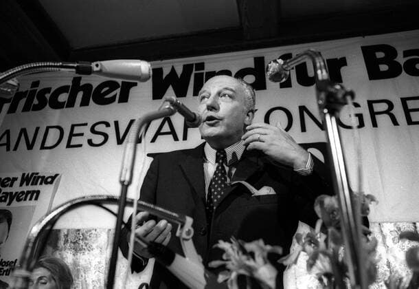 Deutsche Parteien, FDP, Sozialliberale Koalition, Proteste gegen die Parteiführung 1970