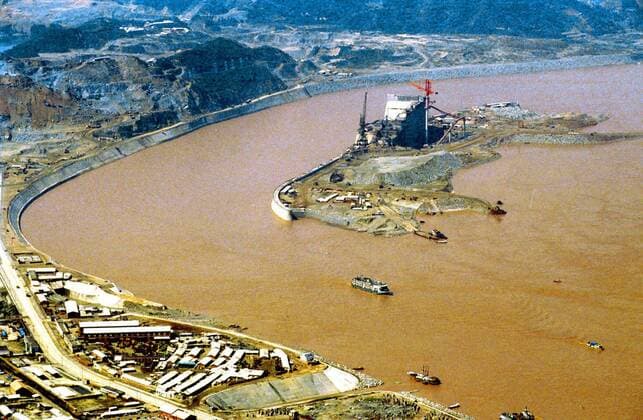 25. Jahrestag China sperrt Jangtse-Strom für Drei-Schluchten-Staudamm am 8. November