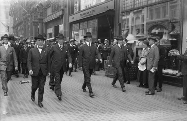 IMAGO History, Bain News Service Archiv, Erster Weltkrieg, USA, New York, Paraden 1914-1918