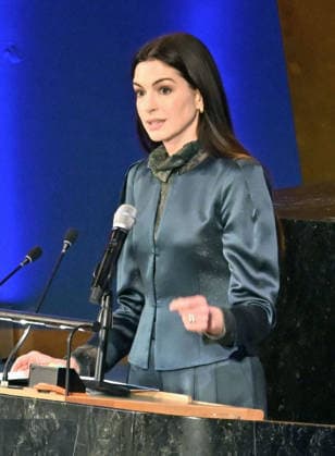 Vereinte Nationen, Anne Hathaway bei UN-Veranstaltung zum Internationalen Frauentag in New York