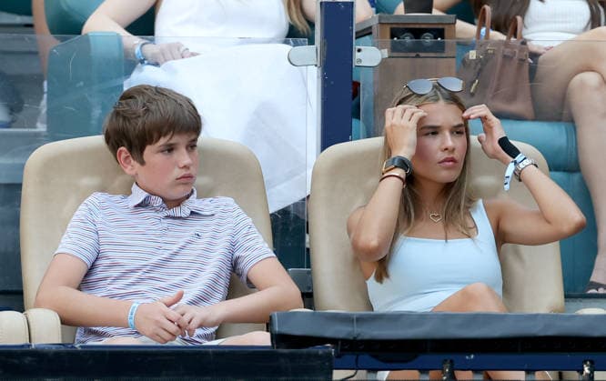 Tennis, WTA-Turnier in Miami, Finale, Kai Trump und Spencer Trump unter den Zuschauern