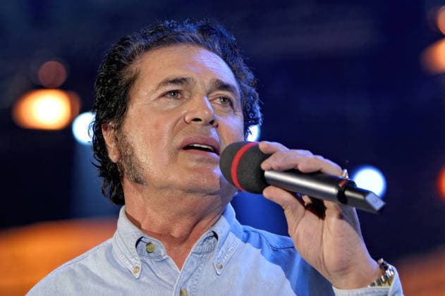 90-jährige Schlagerlegende Engelbert sagt Konzert in Bremen ab, Archivbilder