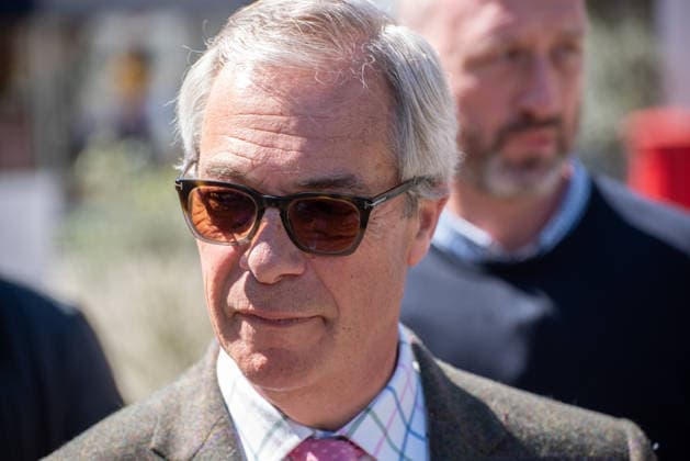 Nigel Farage werden neue Fragen zur Finanzierung seines Hauskaufs gestellt, Archivbilder