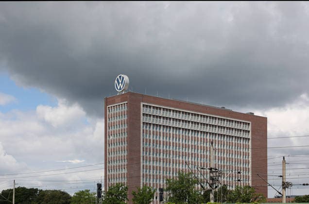 VW-Konzern will weltweit bis zu 100000 Stellen streichen, Archivbilder