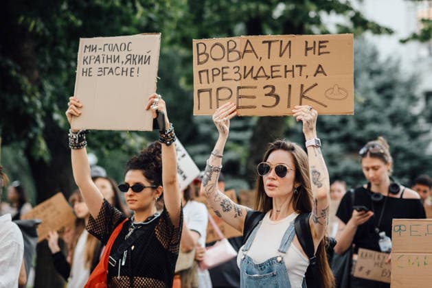 Ukraine-Krieg, Proteste gegen Rücktritt von Verteidigungsminister in Dnipro