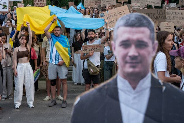 Ukraine, Proteste gegen die Absetzung von Verteidigungsminister Mychajlo Fedorow in Kyjiw