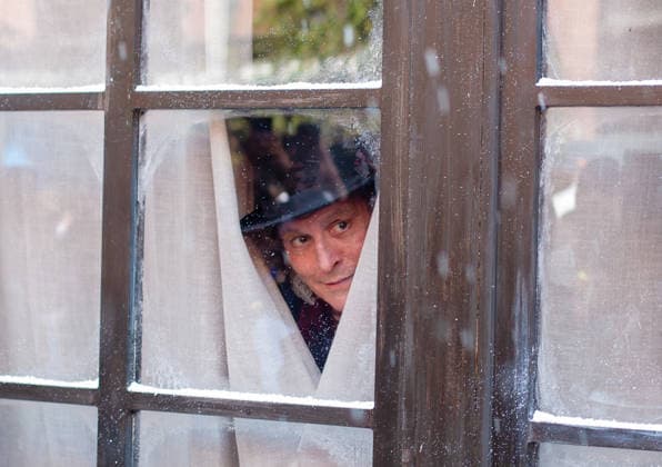 Celebrity, Johnny Depp überrascht Fans als Ebenezer Scrooge bei Comic-Con in San Diego