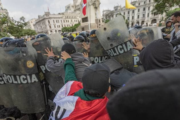Peru, Feierlichkeiten, Demonstrationen und Proteste am Unabhängigkeitstag