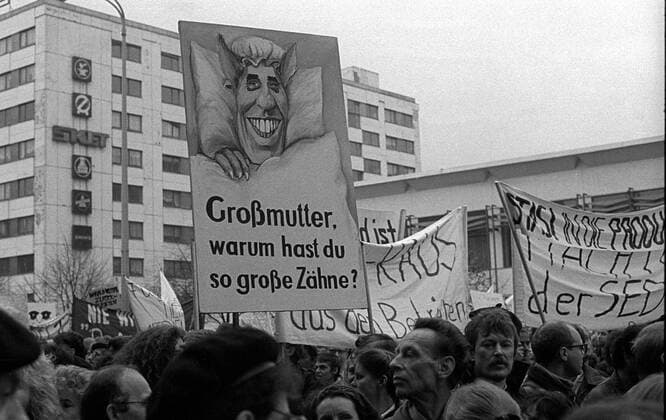 IMAGO History, 35 Jahre Mauerfall, Friedliche Revolution der DDR im Herbst 1989