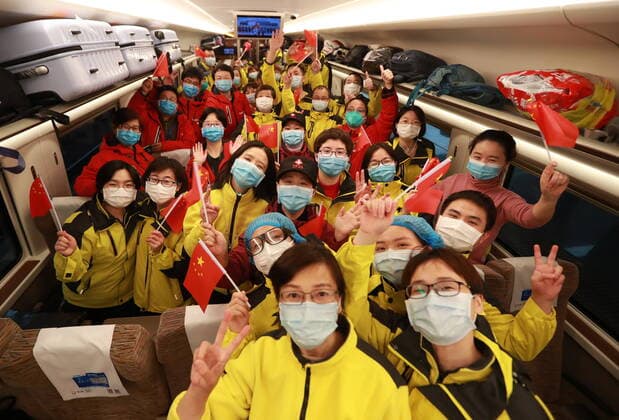 Coronavirus in China, Medizinisches Personal reist nach Ende ihrer Aufgaben wieder aus Wuhan ab