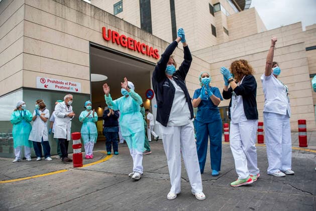 Coronavirus in Spanien, Ärzte und Pflegepersonal bedanken sich für die Anteilnahme der Bevölkerung