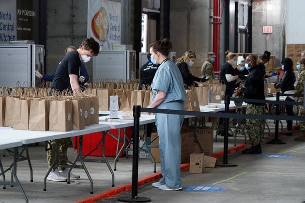 Coronavirus in den USA, Organisation World Central Kitchen verteilt Essen in New York
