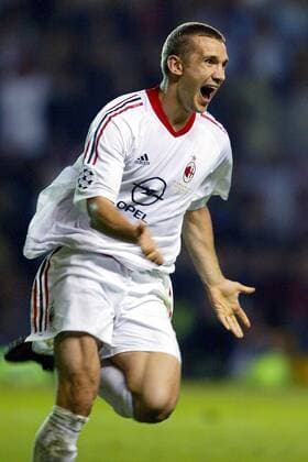 Andrej Schewtschenko (Milan) - Siegesjubel nach seinem verwandelten Elfer, der Milan den Sieg brachte - VERÖFFENTLICHUNGSRECHTE NUR FÜR DEUTSCHE MEDIEN Fußball EC 1 Herren Champions League 2002 2003, AC Mailand, Finale, Endspiel, Andriy, Andrii, Andri, Andry, Andrei, Einzelbild Old Trafford Manchester Glück Freude, Begeisterung,