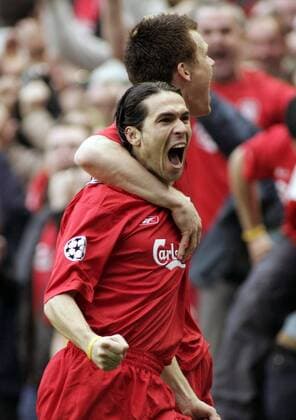 Luis Garcia (vorn) und John Arne Riise (beide Liverpool) bejubeln den frühen Führungstreffer - EDITORIAL USE ONLY. No use with unauthorised audio, video, data, fixture lists, club league logos or live services. Online in-match use limited to 120 images, no video emulation. No use in betting, games or single club league player publications. Fußball EC 1 Herren Champions League 2004 2005, Halbfinale, Liverpool FC Gruppe Liverpool Begeisterung, Freude,