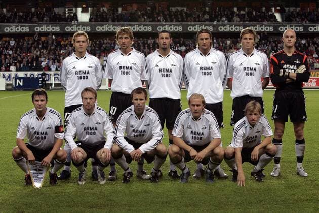 Mannschaftsbild Rosenborg Trondheim, v.li.: Öyvind Storflor, Vidar Riseth, Alejandro Lago, Thorstein Helstad, Frode Johnsen, Torwart Espen Johnsen; vorn: Roar Strand, Fredrik Winsnes, Christer Basma, Mikael Dorsin und Örjan Berg - Fußball Herren Champions League Qualifikation 2005 2006, Rosenborg Trondheim BK, Vdig Totale Trondheim