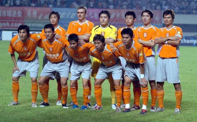 Mannschaftsbild Shenzhen FC - Hi.v.li. Wang Xinxin, Marek Zajac, Torwart Leilei Li, Wang Hongwei, Zhang Yonghai, Li Yi, Vorn Li Weifei, Yang Chen, Li Jianhua, Lu Bofei und Juan Lin - Fußball Herren AFC Asian Champions League 2005, Asien, Asiatische, CSL, Chinese Super, 1. Chinesische Liga Totale IMCpau5645406 Shenzhen