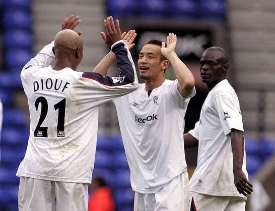 Hidetoshi Nakata (Mitte), El Hadji Diouf (li.) und Abdoulaye Diagne Faye (alle Bolton) - Torjubel - EDITORIAL USE ONLY. No use with unauthorised audio, video, data, fixture lists, club league logos or live services. Online in-match use limited to 120 images, no video emulation. No use in betting, games or single club league player publications. Fußball Herren English Premier League 2005 2006, 1. Englische Liga, Bolton Wanderers Gruppe Bolton Freude,
