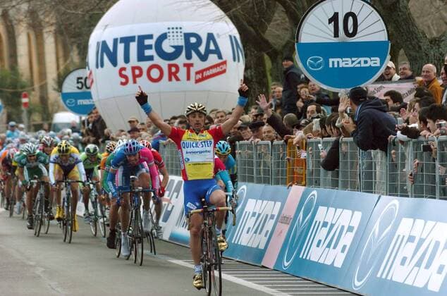 Paolo Bettini (Italien Quick Step Innergetic) gewinnt die 2. Etappe der 41. Tirreno Adriatico 2006 - Radsport Herren 41. Tirreno Adriatico 2006, Zwei Meere, Rundfahrt, Straßenradsport, Straße, Rad Gruppe Integra Sport, Wirtschaft, Industrie, 2. Etappe: Tivoli - Frascati, Arzneimittel,