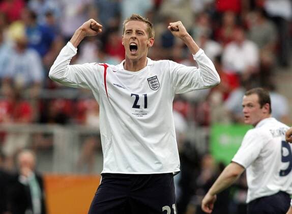 Peter Crouch (England) - Torjubel - Fußball WM Herren WM 2006, Länderspiel, Nationalteam, Gruppe B, England, Nationaltrikot Einzelbild Nürnberg Begeisterung, Freude, Fußball WM Herren WM 2006, Länderspiel, Nationalteam, Gruppe B, England, Nationaltrikot Einzelbild Nürnberg Begeisterung, Freude,