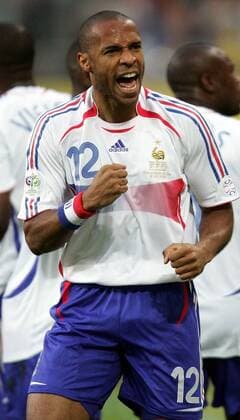Thierry Henry (Frankreich) - Torjubel - Fußball WM Herren WM 2006, Länderspiel, Nationalteam, Nationaltrikot, Gruppe G Einzelbild Leipzig Freude, Begeisterung, Fußball WM Herren WM 2006, Länderspiel, Nationalteam, Nationaltrikot, Gruppe G Einzelbild Leipzig Freude, Begeisterung,