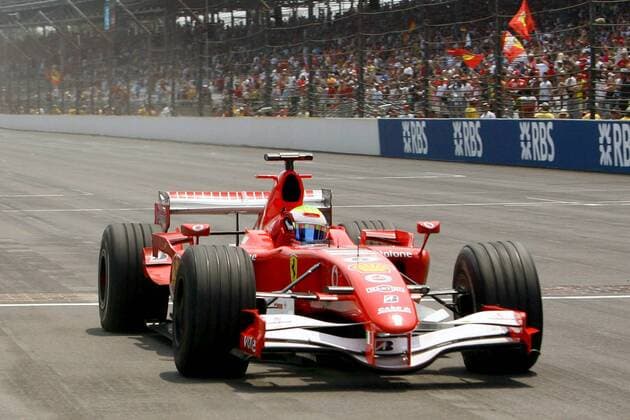 Felipe Massa (Brasilien Ferrari) jubelt über den 2. Platz beim Großer Preis der USA 2006 Motorsport Grand Prix Herren Großer Preis der USA 2006, Formel 1 Weltmeisterschaft, F1, F, GP, WM, Einzelbild Indianapolis Freude, Motorsport Grand Prix Herren Großer Preis der USA 2006, Formel 1 Weltmeisterschaft, F1, F, GP, WM, Einzelbild Indianapolis Freude,