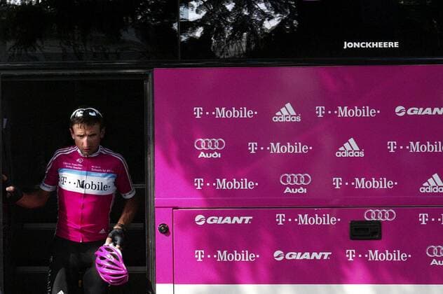 Serhiy Honchar (Ukraine) sponsered by T Mobile, Adidas, Giant und Audi - Radsport Herren 93. Tour de France 2006, ProTour, Straßenradsport, Straße, Rad, Ausrüster, Sportausrüster Totale Automobilindustrie, Kommunikationsunternehmen 11. Etappe: Tarbes - Val d Aran, Pla de Beret Radsport Herren 93. Tour de France 2006, ProTour, Straßenradsport, Straße, Rad, Ausrüster, Sportausrüster Totale Automobilindustrie, Kommunikationsunternehmen 11. Etappe: Tarbes - Val d Aran, Pla de Beret