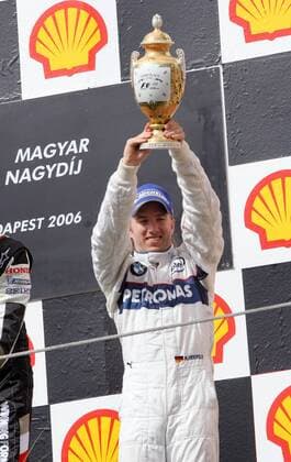 Nick Heidfeld (Deutschland BMW Sauber) jubelt über den dritten Platz beim Großen Preis von Ungarn 2006 Motorsport Grand Prix Herren Großer Preis von Ungarn 2006, Formel 1 Weltmeisterschaft, F1, F, GP, WM Einzelbild Hungaroring Budapest Freude, Motorsport Grand Prix Herren Großer Preis von Ungarn 2006, Formel 1 Weltmeisterschaft, F1, F, GP, WM Einzelbild Hungaroring Budapest Freude,