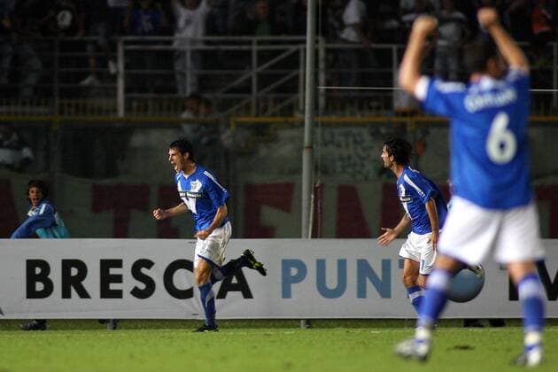 Matteo Serafini (Brescia) - Torjubel - Fußball Herren Coppa Italia 2006 2007, Italienischer Pokal, Pokalspiel, TIM Cup, Brescia Calcio Gruppe Brescia Freude, Begeisterung, Fußball Herren Coppa Italia 2006 2007, Italienischer Pokal, Pokalspiel, TIM Cup, Brescia Calcio Gruppe Brescia Freude, Begeisterung,
