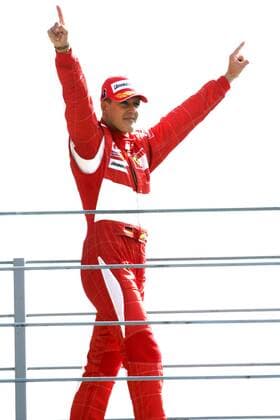 Sieger Michael Schumacher (Deutschland Ferrari) jubelt Motorsport Grand Prix Herren Großer Preis von Italien 2006, Formel 1 Weltmeisterschaft, F1, F, GP, WM Einzelbild Monza Freude, Motorsport Grand Prix Herren Großer Preis von Italien 2006, Formel 1 Weltmeisterschaft, F1, F, GP, WM Einzelbild Monza Freude,