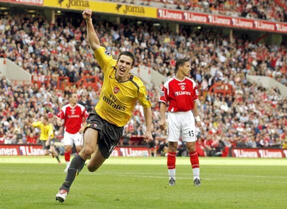 Robin van Persie (Arsenal) - Torjubel - EDITORIAL USE ONLY. No use with unauthorised audio, video, data, fixture lists, club league logos or live services. Online in-match use limited to 120 images, no video emulation. No use in betting, games or single club league player publications. Fußball Herren English Premier League 2006 2007, 1. Englische Liga, Charlton Athletic - Arsenal FC London 1:2 Einzelbild London Begeisterung, Freude, Fußball Herren English Premier League 2006 2007, 1. Englische Liga, Charlton Athletic - Arsenal FC London 1:2 Einzelbild London Begeisterung, Freude,