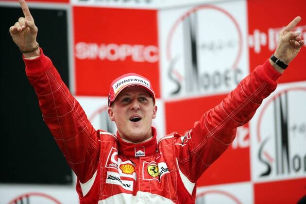 Michael Schumacher (Deutschland Ferrari) heißt der Sieger des Großen Preises von China 2006 Motorsport Grand Prix Herren Großer Preis von China 2006, Formel 1 Weltmeisterschaft, F1, F, GP, WM Einzelbild Sektspritzer, Champagnerspritzer Shanghai Freude, Motorsport Grand Prix Herren Großer Preis von China 2006, Formel 1 Weltmeisterschaft, F1, F, GP, WM Einzelbild Sektspritzer, Champagnerspritzer Shanghai Freude,