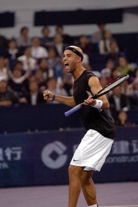 James Blake (USA) jubelt lautstark - (IMCpau10504012) Tennis WM Herren Masters Cup 2006, MastersCup, ATP WM, Tour, Series Einzelbild Shanghai Freude, Begeisterung, Tennis WM Herren Masters Cup 2006, MastersCup, ATP WM, Tour, Series Einzelbild Shanghai Freude, Begeisterung,