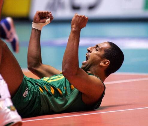 Sergio Dutra Santos (Brasilien) jubelt - Volleyball WM Herren WM 2006, Nationalteam, Nationaltrikot, Länderspiel Einzelbild Tokio Freude, Begeisterung, Volleyball WM Herren WM 2006, Nationalteam, Nationaltrikot, Länderspiel Einzelbild Tokio Freude, Begeisterung,