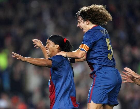 Ronaldinho (li.) und Carles Puyol (beide FC Barcelona) - Torjubel Fußball EC 1 Herren Champions League 2006 2007, FC Barcelona, Barca, Vdig Gruppe Barcelona Freude, Begeisterung, Fußball EC 1 Herren Champions League 2006 2007, FC Barcelona, Barca, Vdig Gruppe Barcelona Freude, Begeisterung,