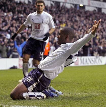 Jermain Defoe (Tottenham Hotspur) - Torjubel - EDITORIAL USE ONLY. No use with unauthorised audio, video, data, fixture lists, club league logos or live services. Online in-match use limited to 120 images, no video emulation. No use in betting, games or single club league player publications. Fußball Herren English Premier League 2006 2007, 1. Englische Liga, Tottenham Hotspurs, Spurs Einzelbild London Freude, Fußball Herren English Premier League 2006 2007, 1. Englische Liga, Tottenham Hotspurs, Spurs Einzelbild London Freude,