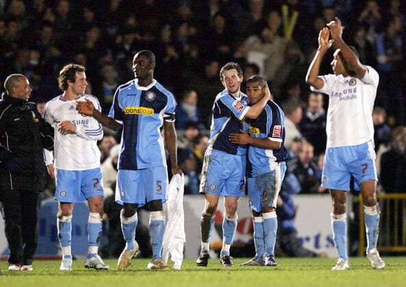 Schlussjubel Wycombe - EDITORIAL USE ONLY. No use with unauthorised audio, video, data, fixture lists, club league logos or live services. Online in-match use limited to 120 images, no video emulation. No use in betting, games or single club league player publications. Fußball Herren Carling Cup 2006 2007, Englischer Ligapokal, Pokal, Pokalspiel, League, Halbfinale Gruppe Wycombe Freude, Fußball Herren Carling Cup 2006 2007, Englischer Ligapokal, Pokal, Pokalspiel, League, Halbfinale Gruppe Wycombe Freude,