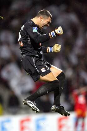 Torwart Remy Vercoutre (Lyon) - Torjubel - (pan18250) Fußball Herren Coupe de la Ligue 2006 2007, Französischer Pokal, Pokalspiel, Halbfinale, Olympique Lyonnais, OL Einzelbild Ligue 1, 1. Französische Liga Lyon Begeisterung, Freude, Fußball Herren Coupe de la Ligue 2006 2007, Französischer Pokal, Pokalspiel, Halbfinale, Olympique Lyonnais, OL Einzelbild Ligue 1, 1. Französische Liga Lyon Begeisterung, Freude,