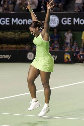 Siegerin Serena Williams (USA) - Jubel Tennis Damen Australian Open 2007, WTA Tor, Grand Slam, Finale, Endspiel Einzelbild Melbourne Freude, Begeisterung, Tennis Damen Australian Open 2007, WTA Tor, Grand Slam, Finale, Endspiel Einzelbild Melbourne Freude, Begeisterung,