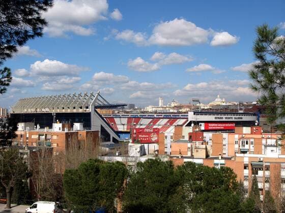 Außenansicht Estadio Vicente Calderon, Heimspielstätte von Atletico Madrid Fußball Herren Primera Division 2006 2007, 1. Spanische Liga, Stadion, Fußballstadion, außen, Außenansicht Totale Estadio Vicente Calderon Madrid Fußball Herren Primera Division 2006 2007, 1. Spanische Liga, Stadion, Fußballstadion, außen, Außenansicht Totale Estadio Vicente Calderon Madrid