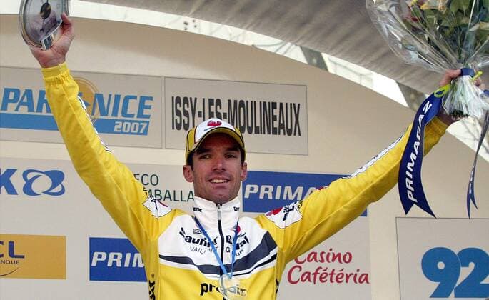 David Millar (Großbritannien Saunier Duval Prodir) gewinnt den Prolog bei Paris - Nizza 2007 Radsport Herren Paris - Nizza 2007, ProTour, Straßenradsport, Straße, Rad, Prolog, Zeitfahren, Einzelzeitfahren Einzelbild Issy les Moulineaux Freude, Radsport Herren Paris - Nizza 2007, ProTour, Straßenradsport, Straße, Rad, Prolog, Zeitfahren, Einzelzeitfahren Einzelbild Issy les Moulineaux Freude,