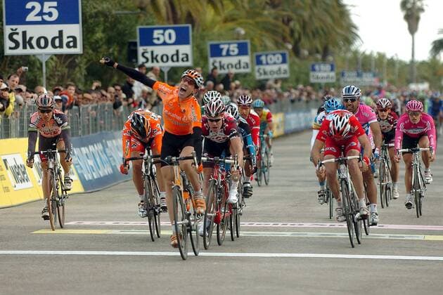 Koldo Fernandez de Larrea (Spanien Euskaltel Euskadi) gewinnt die 7. Etappe der 42. Tirreno Adriatico 2007 vor Stuart O Grady (Australien CSC) - Radsport Herren 42. Tirreno Adriatico 2007, ProTour, Straßenradsport, Straße, Rad, Ogrady Gruppe Schrei, schreien, Jubelschrei, Freudenschrei Etappensieg, Etappensieger Begeisterung, Freude, Radsport Herren 42. Tirreno Adriatico 2007, ProTour, Straßenradsport, Straße, Rad, Ogrady Gruppe Schrei, schreien, Jubelschrei, Freudenschrei Etappensieg, Etappensieger Begeisterung, Freude,
