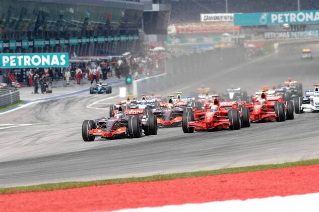 Starterfeld beim Grand Prix von Malaysia 2007 Motorsport Grand Prix Herren Großer Preis von Malaysia 2007, Formel 1 Weltmeisterschaft, F1, F, GP, WM Totale Kuala Lumpur Sepang Motorsport Grand Prix Herren Großer Preis von Malaysia 2007, Formel 1 Weltmeisterschaft, F1, F, GP, WM Totale Kuala Lumpur Sepang