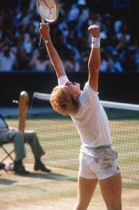 Boris Becker (BR Deutschland) - Siegesjubel nach dem Wimbledon Finale 1985 Tennis Herren All England Championships 1985, ATP Tour, Grand Slam, Finale Endspiel, Vdia Einzelbild Wimbledon London Glück, Freude, Begeisterung, Tennis Herren All England Championships 1985, ATP Tour, Grand Slam, Finale Endspiel, Vdia Einzelbild Wimbledon London Glück, Freude, Begeisterung,