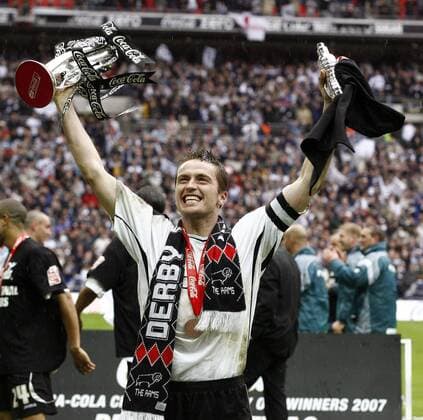 Matt Oakley (Derby County) gewinnt mit seinem Verein das Finale um den Aufstieg - EDITORIAL USE ONLY. No use with unauthorised audio, video, data, fixture lists, club league logos or live services. Online in-match use limited to 120 images, no video emulation. No use in betting, games or single club league player publications. Fußball Herren Football League Championship 2006 2007, 2. Englische Liga, Finale, Endspiel Einzelbild London Freude, Fußball Herren Football League Championship 2006 2007, 2. Englische Liga, Finale, Endspiel Einzelbild London Freude,