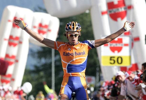 Thomas Dekker (Niederlande Rabobank) gewinnt die 6. Etappe der Tour de Suisse 2007 Radsport Herren Tour de Suisse 2007, ProTour, Straßenradsport, Straße, Rad Einzelbild 6. Etappe:Giubiasco - Crans Montana Freude, Radsport Herren Tour de Suisse 2007, ProTour, Straßenradsport, Straße, Rad Einzelbild 6. Etappe:Giubiasco - Crans Montana Freude,