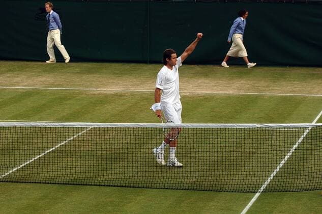 Thomas Haas (Deutschland) bedankt sich bei den Anhängern - Tennis Herren All England Championships 2007, Grand Slam, ATP Tour, Rasen, Rasenplatz, Rasentennis, Rasenturnier Totale Wimbledon London Tennis Herren All England Championships 2007, Grand Slam, ATP Tour, Rasen, Rasenplatz, Rasentennis, Rasenturnier Totale Wimbledon London