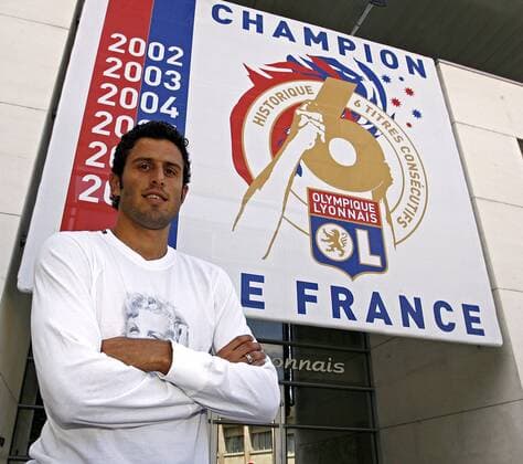 Neuzugang Fabio Grosso (Olympique Lyon) - (pan21037) Fußball Herren Ligue 1 2007 2008, 1. Französische Liga, Präsentation, Pressetermin, Olympique Lyonnais, OL Einzelbild Lyon Fußball Herren Ligue 1 2007 2008, 1. Französische Liga, Präsentation, Pressetermin, Olympique Lyonnais, OL Einzelbild Lyon
