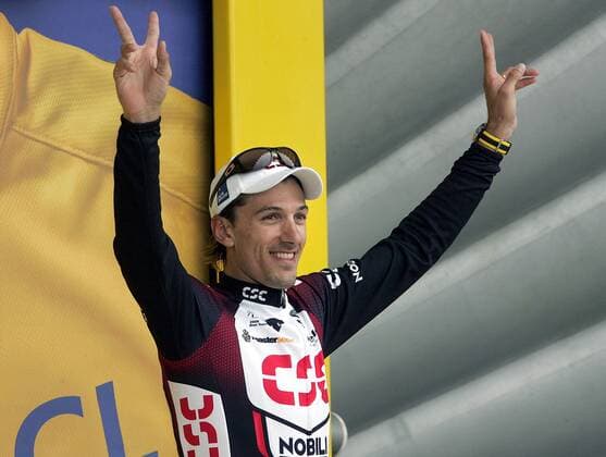 Fabian Cancellara (Schweiz CSC) gewinnt die 3. Etappe der Tour de France 2007 Radsport Herren Tour de France 2007, ProTour, Straßenradsport, Straße, Rad Einzelbild 3. Etappe: Waregem - Compiegne Freude, Radsport Herren Tour de France 2007, ProTour, Straßenradsport, Straße, Rad Einzelbild 3. Etappe: Waregem - Compiegne Freude,